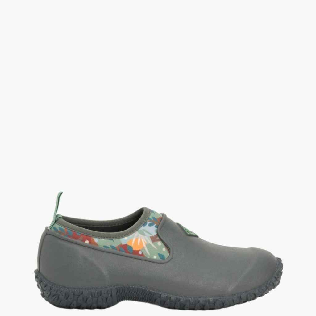 Women's Muckster Low Slip On